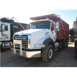 2006 MACK GRANITE CT713 TRI-AXLE DUMP, S/N 1M2AL02C36M002387, MACK DIESEL ENG, 10 SPD TRANS, 44K REA