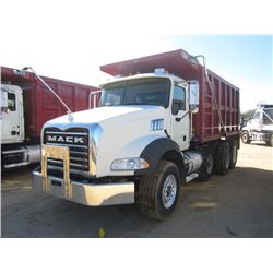 2006 MACK GRANITE CT713 TRI-AXLE DUMP, S/N 1M2ALO2C76M002389, MACK DIESEL ENG, 10 SPD TRANS, 44K REA