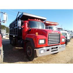 1994 MACK RD688S T/A DUMP, S/N 1M2P296C3RM020856, 350 HP MACK DIESEL ENG, A/T, 16'OX DUMP BODY, 20-2