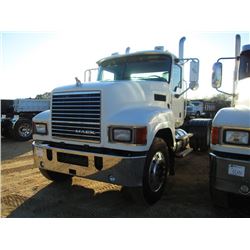 2011 MACK CHU613 T/A TRUCK TRACTOR, S/N 1M1AN0PY5BM006662, MACK MP8-425E MACK ENG, 13 SPD TRANS, 40K