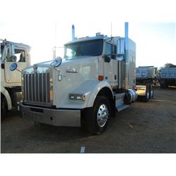 2012 KENWORTH T800 T/A TRUCK TRACTOR, S/N 1XKDDP9X8CJ301164, 455 HP PACCAR ENG, 10 SPD TRANS, 40K RE