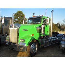 2009 KENWORTH W900L T/A TRUCK TRACTOR, S/N 1XKWD40X69J244301, 550 HP CUMMINS ISX ENG, 18 SPD TRANS, 