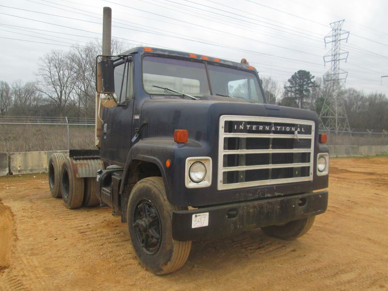 1982 INTERNATIONAL F2275 T/A TRUCK TRACTOR, S/N 1HTDF2275CGB10856, IHC ...