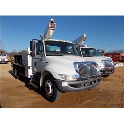 2008 INTERNATIONAL 4300 DURASTAR SIGN TRUCK, S/N 1HTJTSKM08H563797, MAXX FORCE 7 IHC ENG, A/T, VERSA