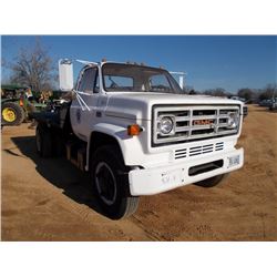 1986 GMC 7000 S/A FLATBED TRUCK, S/N 1GDG7D1F1GV539465, GM DIESEL ENG, A/T, 12' FLATBED BODY, ODOMET