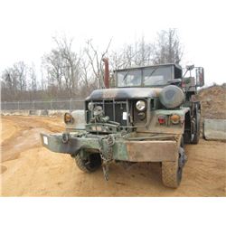 GENERAL PRODUCTS M816 6X6 WRECKER, S/N 11027, DIESEL ENG, FRONT WINCH, 11.00R20 TIRES, ODOMETER READ