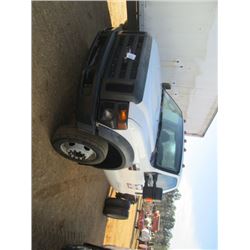 2008 FORD F550 XL CAB & CHASSIS, S/N 1FDAF57RX8EC04769, POWERSTROKE DIESEL ENG, 5 SPD TRANS, ODOMETE