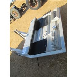 ALUMINUM HEADACHE RACK