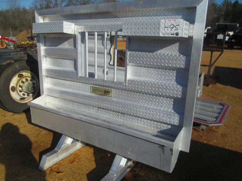 Diamond Pattern For Headache Rack DIAMOND BRITE ALUM HEADACHE RACK
