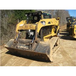 CAT 257B SKID STEER LOADER, S/N SLK00900, (04 YR) TRACK TYPE, GP BUCKET, CANOPY, METER READING 10,39