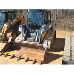 JOHN DEERE 323D SKID STEER LOADER, S/N 232133, (12 YR) TRACK TYPE, MP BUCKET, ECAB W/AIR, METER READ