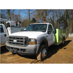 2005 FORD F550 4X4 SERVICE TRUCK, S/N 1FDAF57Y45EB79242, V10 GAS, A/T, AUTO CRANE SERVICE BODY, AUTO