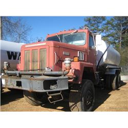 1999 INTERNATIONAL PAYSTAR F5050 6X6 T/A WATER TRUCK, S/N D3215KGB14363, IHC DIESEL ENG, 10 SPD TRAN