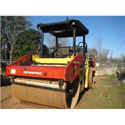 DYNAPAC CC524 HF TANDEM ROLLER, S/N 384S00406 (09 YR) 77" DRUM, VIBRATORY, CANOPY, METER READING 2,7