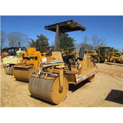 FERGUSON 46B T/A ROLLER, S/N 4349, 40" FRONT DRUM, 42" REAR DRUM, CANOPY, METER READING 2,471 HRS
