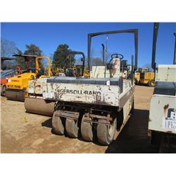 INGERSOLL RAND PT125R PNEUMATIC ROLLER, S/N 162371 (2000 YR) METER READING 4,902 HRS