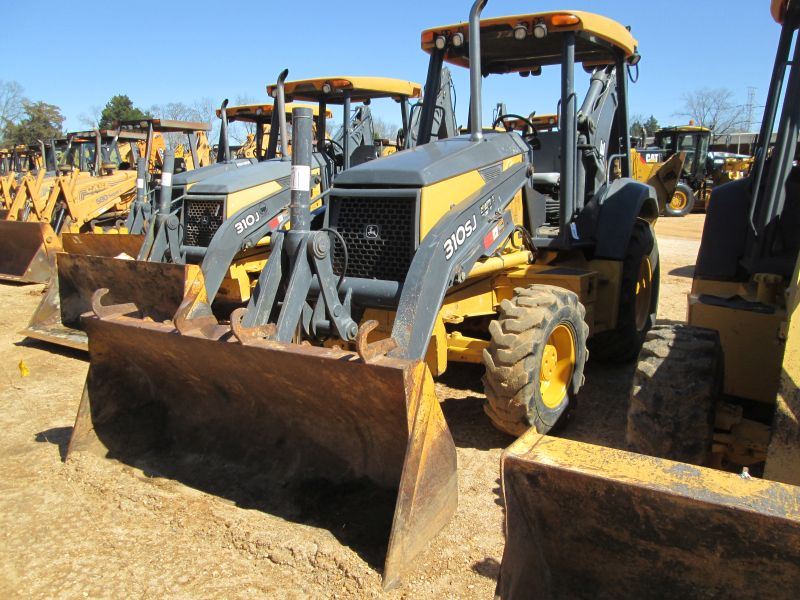JOHN DEERE 310SJ 4X4 LOADER BACKHOE, S/N 145003, (07 YR) GP BUCKET