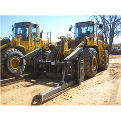 KAWASAKI 80ZV-2 WHEEL LOADER, S/N 80C5-5523 (11YR) ACS FORKS W/CLAMP, ECAB W/AIR, 23.5-25 TIRES, MET