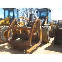 JOHN DEERE 624J WHEEL LOADER, S/N 593570, WICKER FORKS W/TOP CLAMP, ECAB W/AIR, 20.5-25 TIRES, METER