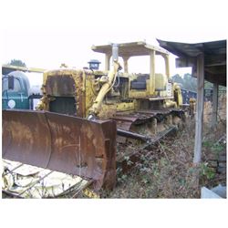 CAT D8H CRAWLER TRACTOR, S/N 46A22272 SEMI-U BLADE (12â€™ 6â€) W/ TILT, 3-SHANK RIPPER, CANOPY, 24â