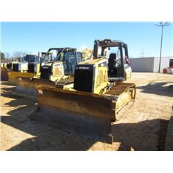 CAT D5K2 XL CRAWLER TRACTOR, S/N KWW00514 (13 YR) 6 WAY BLADE, CANOPY, METER READING 617 HRS
