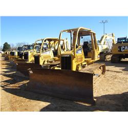CAT D5G LGP CRAWLER TRACTOR, S/N RKG01146 (04 YR) 6 WAY BLADE, CANOPY, SWEEPS, REAR SCREEN, METER RE