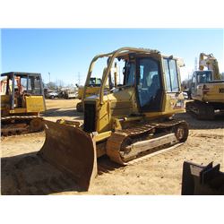 CAT D4G XL CRAWLER TRACTOR, S/N CFN00978 (03 YR) 6 WAY BLADE, ECAB W/AIR, SWEEPS, REAR SCREEN, METER