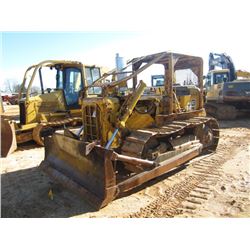 CAT D4D CRAWLER TRACTOR, S/N 78A4256, STRAIGHT BLADE W/TILT, CANOPY, SWEEPS, REAR SCREEN