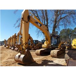 CAT 320CL HYDRAULIC EXCAVATOR, S/N PAB6162, (06 YR) 9' STICK, 42" BUCKET, THUMB, ECAB W/AIR, METER R