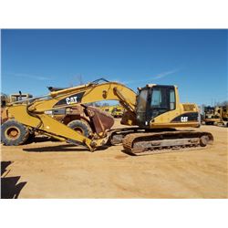 CAT 320CLU HYDRAULIC EXCAVATOR, S/N PAC00593, (05 YR) 9'7" STICK, 24" BUCKET, QUICK COUPLER, ECAB W/