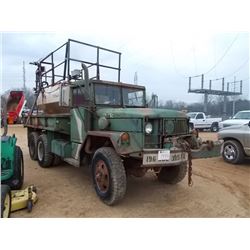 AMERICAN GENERAL T/A MILITARY CARGO TRUCK, S/N NK01PU-72-053915542, DIESEL ENG, 5 SPD TRANS, FINN T1