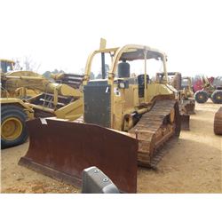 CAT D6MXL CRAWLER TRACTOR, S/N 3WN01030, 6 WAY BLADE, CANOPY, SWEEPS, METER READING 10,514 HRS (CITY