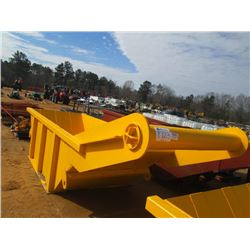 7 CU YARD HEAVY DUTY BEDDING BOX W/ AR500 WEAR STRIPS, 68.75" WIDE 201" LONG