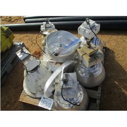 1 LOT (6) WAREHOUSE LIGHT FIXTURE