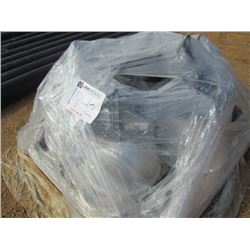 1 LOT (6) WAREHOUSE LIGHT FIXTURE