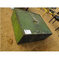 METAL STORAGE CABINET