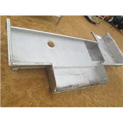 9' 6" L-SHAPE STAINLESS STEEL SINK & COUNTER TOP