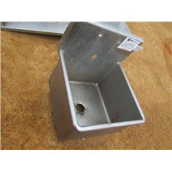24" STAINLESS STEEL SINK