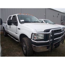 2009 FORD F250 4X4 CREW CAB PICKUP, S/N 1FTSW21P19EC47392, POWERSTROKE DIESEL, A/T, TOOL BOX, ODOMET