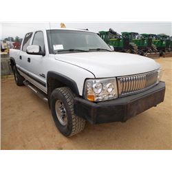 2002 CHEVROLET SILVERADO 2400 CREW CAB 4X4 PICKUP, S/N 1GCHC23122F236983, DURAMAX DIESEL, A/T, ODOME
