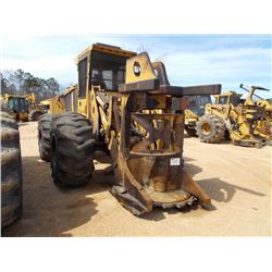 TIGERCAT 720B FELLER BUNCHER, S/N 7202349 (99 YR) TIGERCAT 5600 SAWHEAD, ECAB W/AIR, 28L-26 TIRES, M