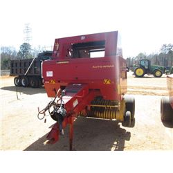 NEW HOLLAND 648 AUTO WRAP HAY BALER
