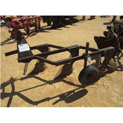 1 3 ROW CHISEL PLOW