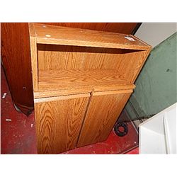 OAK STYLE WALL CABINET -  2 DOOR WITH SHELF