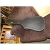 Image 1 : GUITAR CASE- HARD SIDED