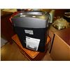 Image 1 : PAPER SHREDDER