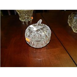 CRYSTAL APPLE BOWL WITH LID