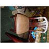Image 1 : MAHOGANY DINING CHAIR WITH LEATHER SEATS - BID X 6