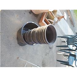 LOT OF PLANT POTS