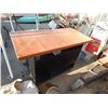Image 1 : DESK / TABLE ON WHEELS